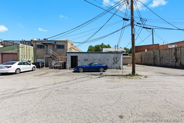 429 Spring Street, Jeffersonville, IN 47130