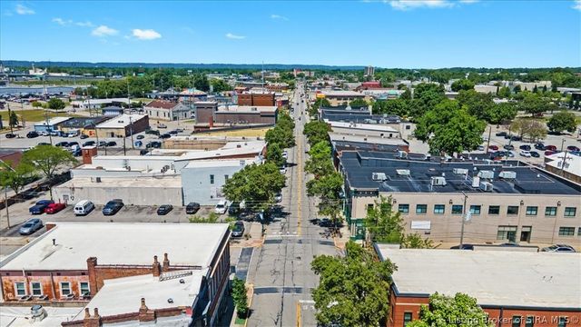 429 Spring Street, Jeffersonville, IN 47130