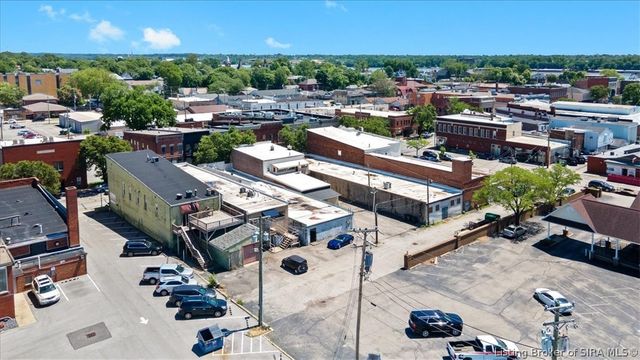 429 Spring Street, Jeffersonville, IN 47130