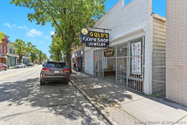 429 Spring Street, Jeffersonville, IN 47130