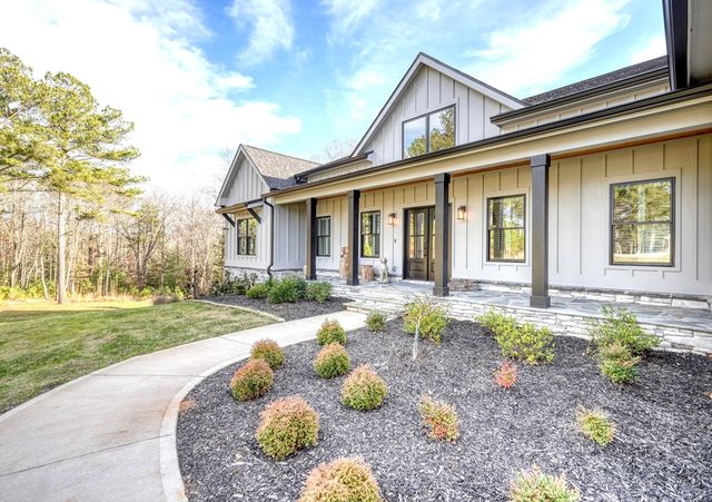 284 Eastridge Court, Blairsville, GA 30512