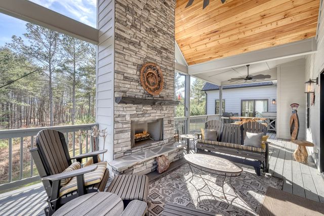 284 Eastridge Court, Blairsville, GA 30512