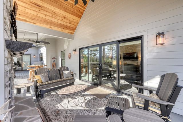 284 Eastridge Court, Blairsville, GA 30512