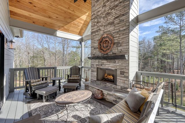 284 Eastridge Court, Blairsville, GA 30512