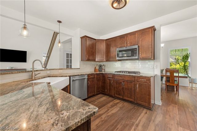 31084 Park Avenue, Westlake, OH 44145