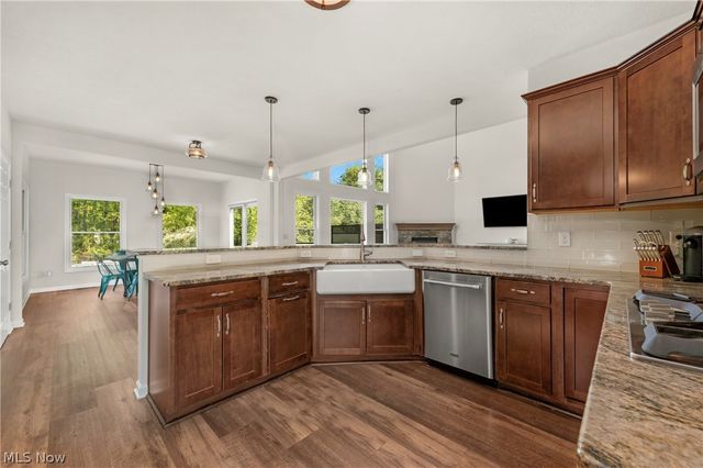 31084 Park Avenue, Westlake, OH 44145