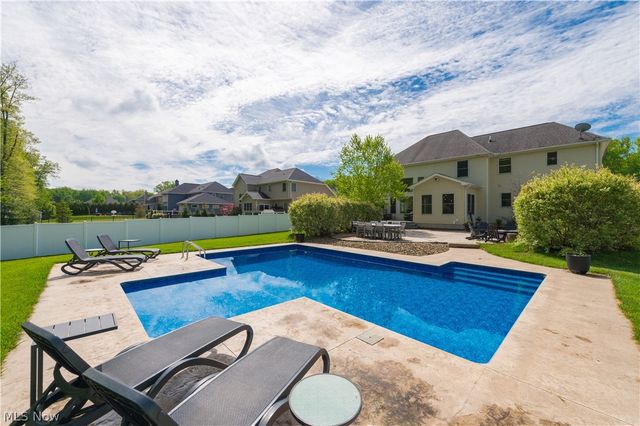 31084 Park Avenue, Westlake, OH 44145