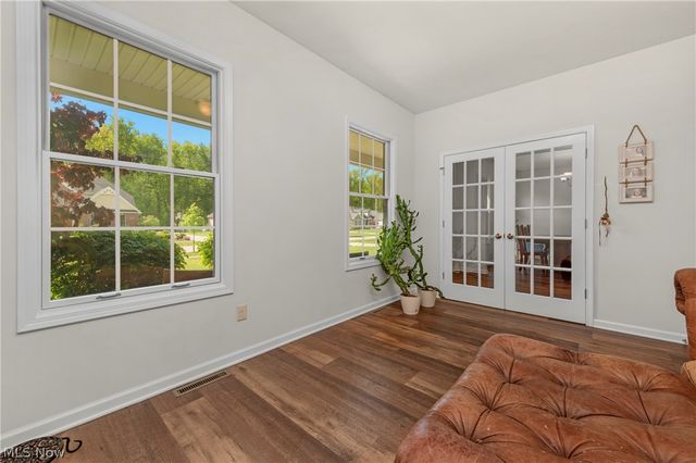 31084 Park Avenue, Westlake, OH 44145