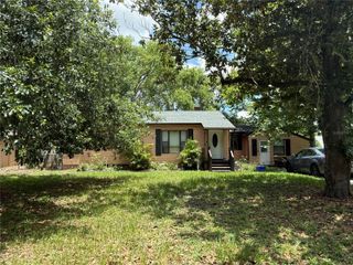 2429 S ELM AVENUE, Sanford, FL 32771