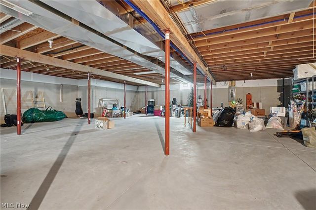 3841 Heron Creek Drive, Rootstown, OH 44272