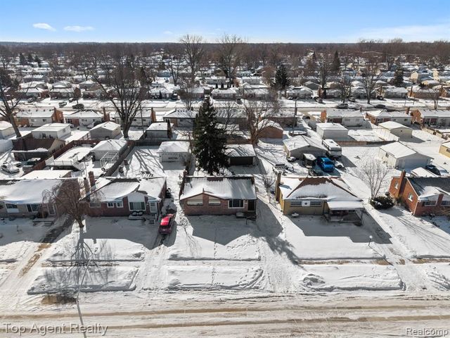 32151 Grandview Avenue, Westland, MI 48186