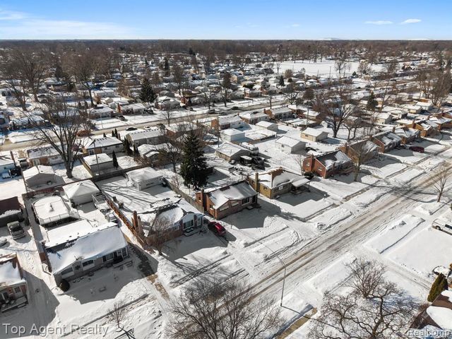 32151 Grandview Avenue, Westland, MI 48186