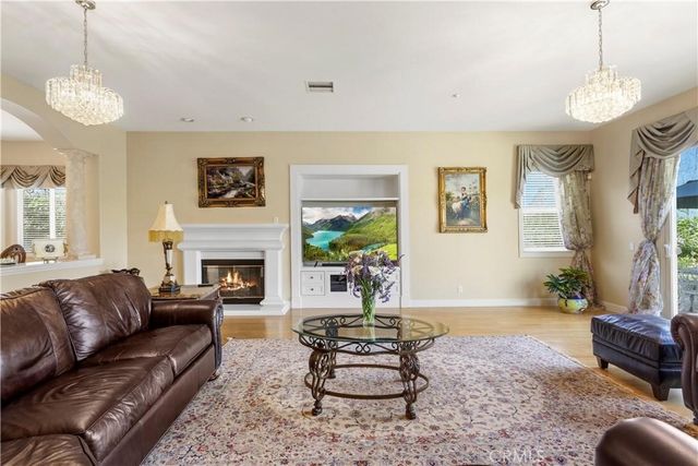 2493 Woodcreek, Camarillo, CA 93012