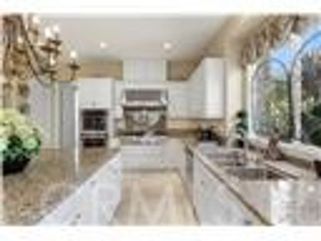 2493 Woodcreek, Camarillo, CA 93012