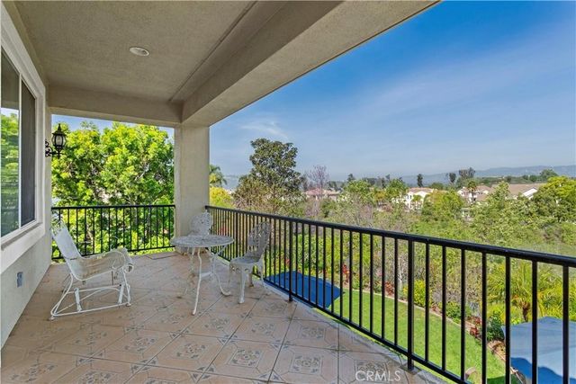 2493 Woodcreek, Camarillo, CA 93012