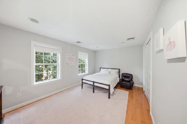 26 Vine St 26, Milford, MA 01757