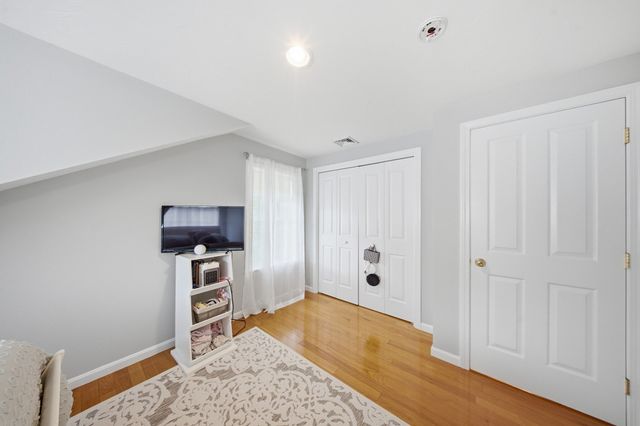 26 Vine St 26, Milford, MA 01757