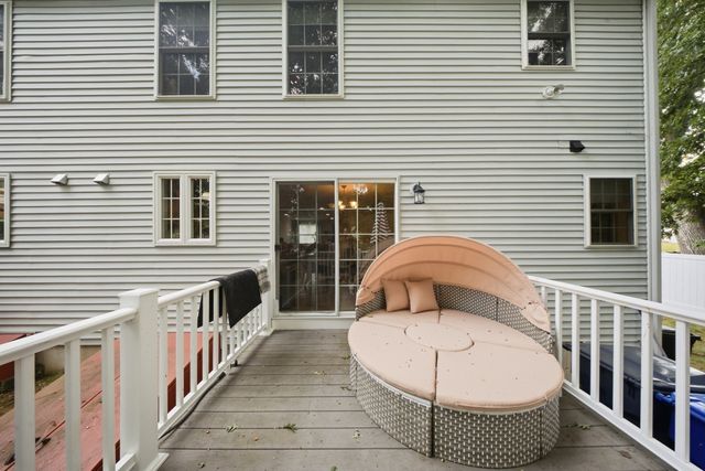26 Vine St 26, Milford, MA 01757