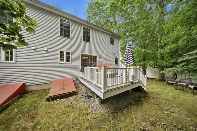 26 Vine St 26, Milford, MA 01757