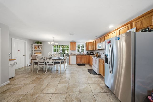 26 Vine St 26, Milford, MA 01757