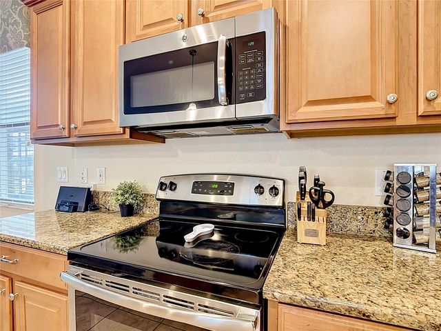 1442 MOON VALLEY DRIVE, Davenport, FL 33896