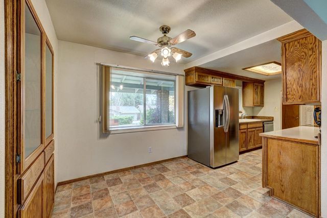 8467 Hidden Valley Cir, Fair Oaks, CA 95628