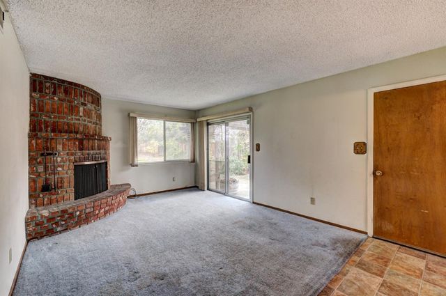 8467 Hidden Valley Cir, Fair Oaks, CA 95628