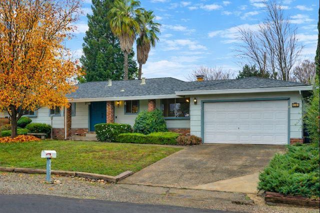 8467 Hidden Valley Cir, Fair Oaks, CA 95628