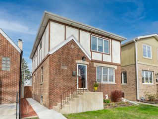 2028 N 72nd Court, Elmwood Park, IL 60707