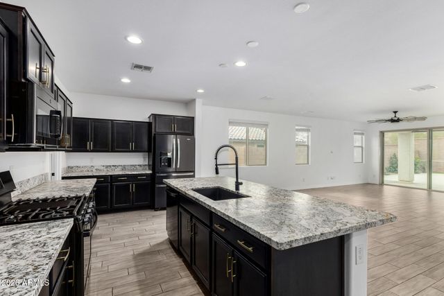 8320 S 165TH Drive, Goodyear, AZ 85338