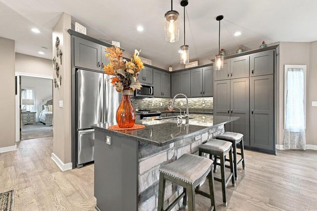 W208N16296 Renee WAY, Jackson, WI 53037