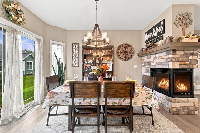 W208N16296 Renee WAY, Jackson, WI 53037