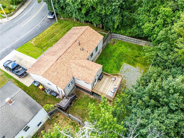 27 Johnson Boulevard, Coventry, RI 02816