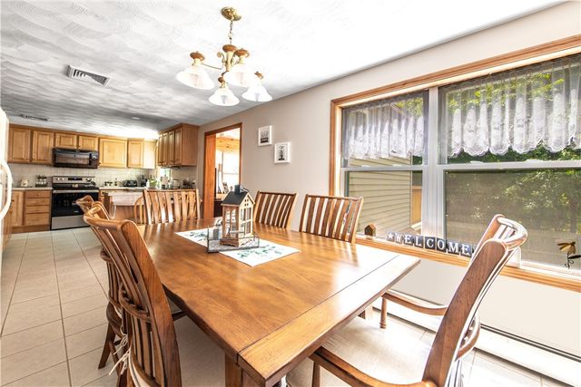 27 Johnson Boulevard, Coventry, RI 02816
