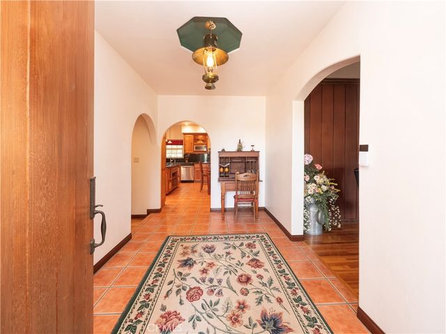 2083 Grace, Riverside, CA 92504