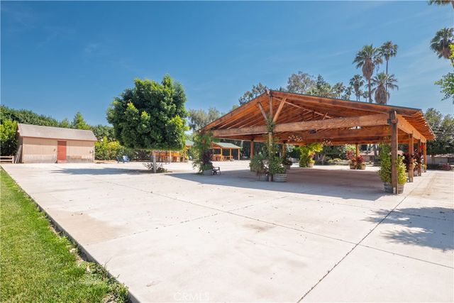 2083 Grace, Riverside, CA 92504