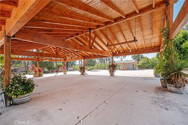 2083 Grace, Riverside, CA 92504