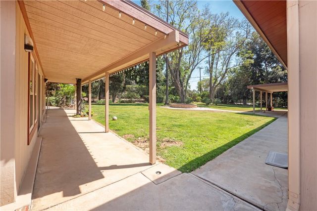 2083 Grace, Riverside, CA 92504