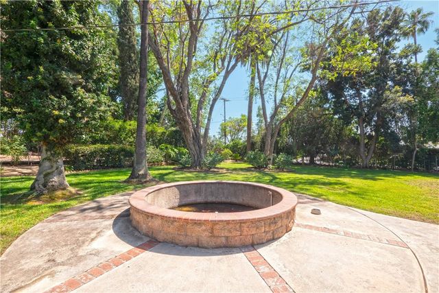 2083 Grace, Riverside, CA 92504