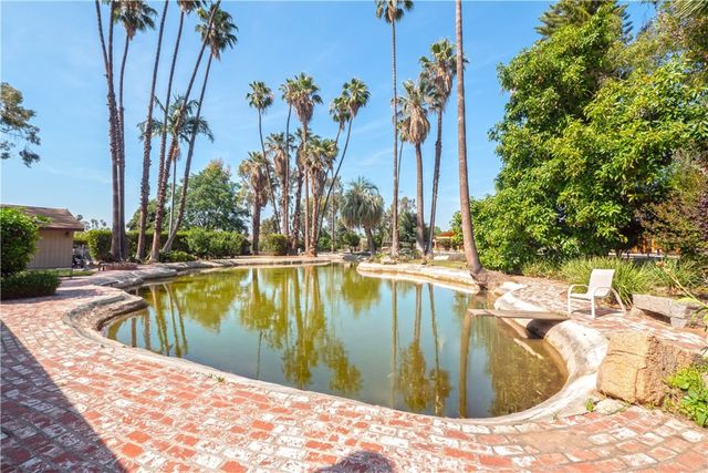 2083 Grace, Riverside, CA 92504