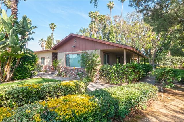 2083 Grace, Riverside, CA 92504
