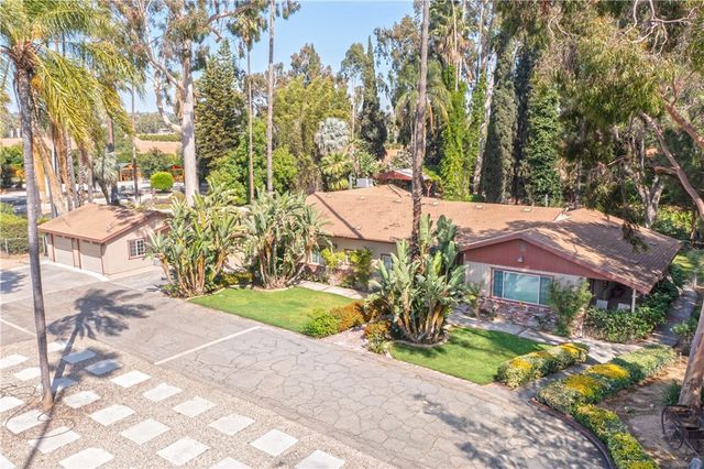 2083 Grace, Riverside, CA 92504