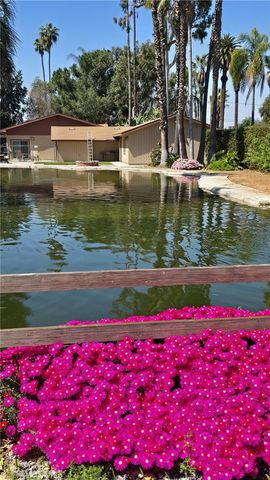 2083 Grace, Riverside, CA 92504