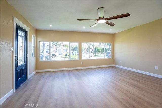 6081 Lemon, Long Beach, CA 90805