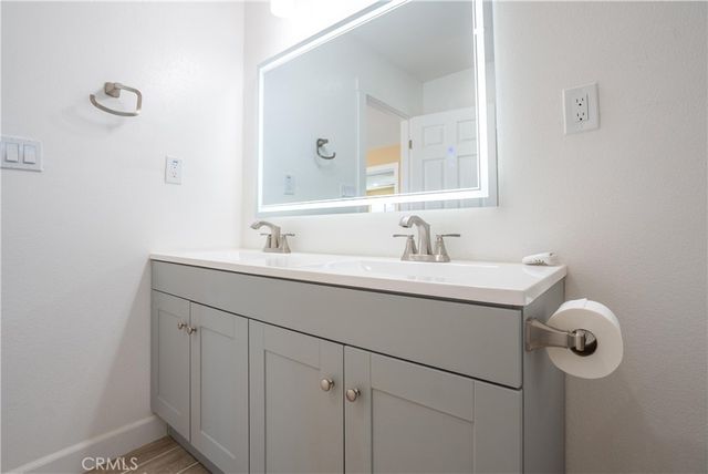 6081 Lemon, Long Beach, CA 90805