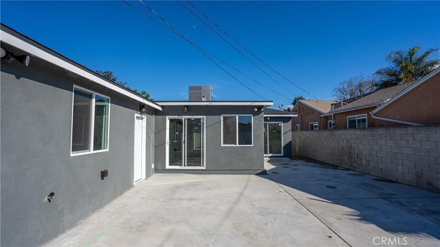 6081 Lemon, Long Beach, CA 90805