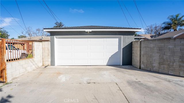 6081 Lemon, Long Beach, CA 90805