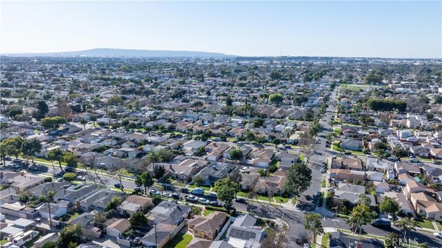 6081 Lemon, Long Beach, CA 90805