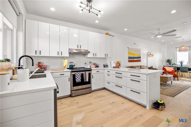 102 Lively Lane B, San Marcos, TX 78666