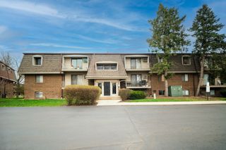 144 E Bailey Road G, Naperville, IL 60565